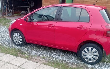 Toyota Yaris III рестайлинг, 2008 год, 535 000 рублей, 5 фотография