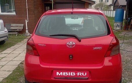 Toyota Yaris III рестайлинг, 2008 год, 535 000 рублей, 3 фотография