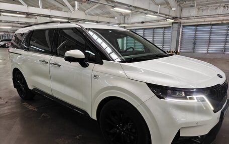 KIA Carnival, 2020 год, 3 750 000 рублей, 3 фотография