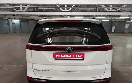 KIA Carnival, 2020 год, 3 750 000 рублей, 6 фотография
