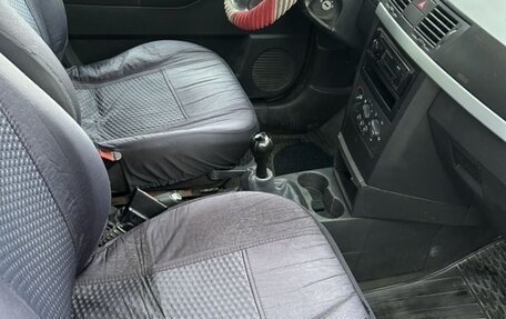 Opel Meriva, 2004 год, 410 000 рублей, 7 фотография