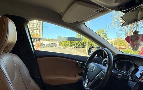 Volvo V40 Cross Country I, 2016 год, 1 780 000 рублей, 2 фотография