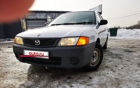 Mazda Familia Y11, 2000 год, 315 000 рублей, 2 фотография