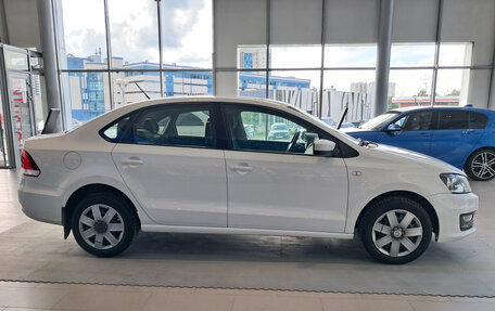 Volkswagen Polo VI (EU Market), 2015 год, 898 000 рублей, 4 фотография