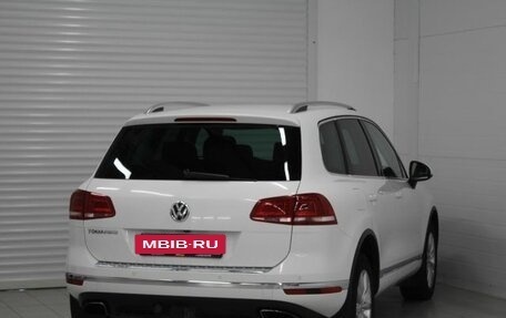 Volkswagen Touareg III, 2015 год, 2 800 000 рублей, 6 фотография