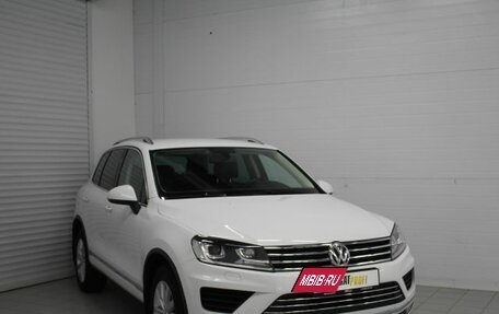 Volkswagen Touareg III, 2015 год, 2 800 000 рублей, 3 фотография