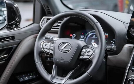 Lexus LX, 2024 год, 14 650 000 рублей, 8 фотография