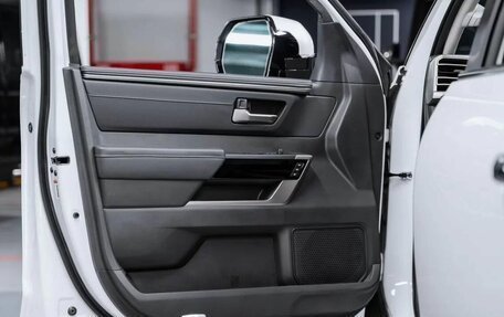Toyota Tundra, 2024 год, 11 600 000 рублей, 12 фотография