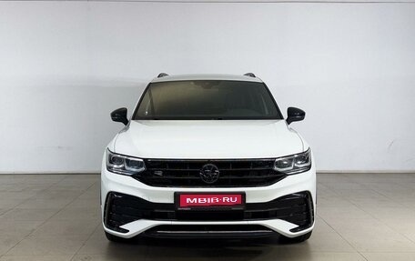 Volkswagen Tiguan II, 2021 год, 3 751 200 рублей, 3 фотография