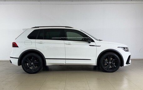 Volkswagen Tiguan II, 2021 год, 3 751 200 рублей, 5 фотография