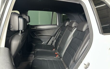 Volkswagen Tiguan II, 2021 год, 3 751 200 рублей, 9 фотография