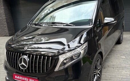 Mercedes-Benz V-Класс, 2020 год, 6 550 000 рублей, 2 фотография