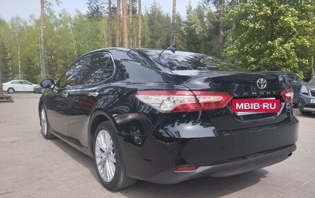Toyota Camry, 2020 год, 3 900 000 рублей, 7 фотография