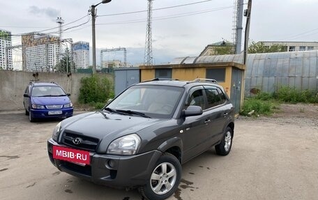 Hyundai Tucson III, 2008 год, 820 000 рублей, 2 фотография