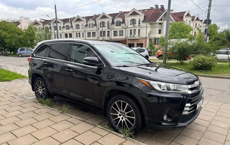 Toyota Highlander III, 2016 год, 4 430 000 рублей, 5 фотография