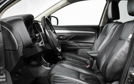 Mitsubishi Outlander III рестайлинг 3, 2014 год, 1 190 000 рублей, 12 фотография