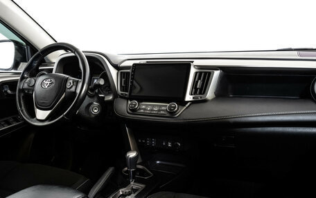 Toyota RAV4, 2017 год, 2 089 000 рублей, 9 фотография