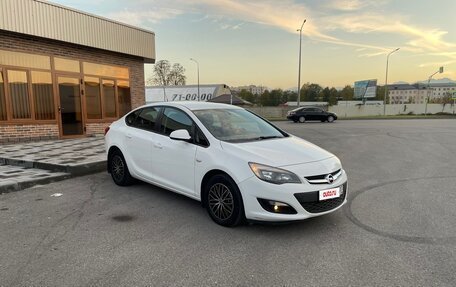 Opel Astra J, 2014 год, 1 050 000 рублей, 6 фотография