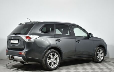 Mitsubishi Outlander III рестайлинг 3, 2014 год, 1 190 000 рублей, 5 фотография