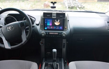 Toyota Land Cruiser Prado 150 рестайлинг 2, 2011 год, 2 650 000 рублей, 5 фотография