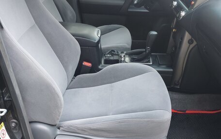 Toyota Land Cruiser Prado 150 рестайлинг 2, 2011 год, 2 650 000 рублей, 6 фотография
