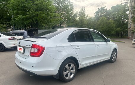 Skoda Rapid I, 2015 год, 1 050 000 рублей, 4 фотография