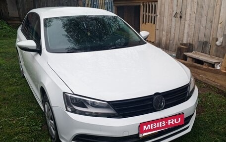 Volkswagen Jetta VI, 2017 год, 900 000 рублей, 3 фотография