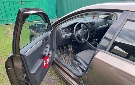 Volkswagen Jetta VI, 2012 год, 1 400 000 рублей, 3 фотография