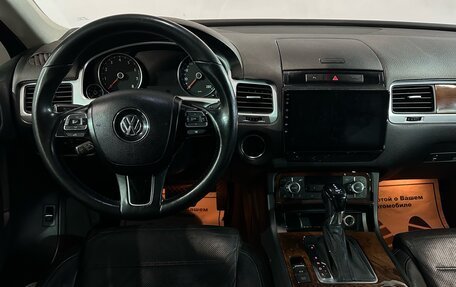 Volkswagen Touareg III, 2012 год, 1 587 000 рублей, 5 фотография
