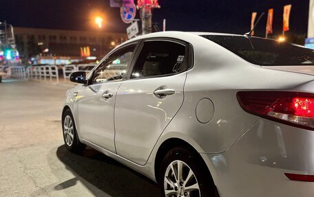 KIA Rio III рестайлинг, 2016 год, 990 000 рублей, 5 фотография