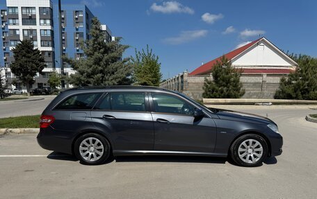 Mercedes-Benz E-Класс, 2010 год, 1 300 000 рублей, 3 фотография