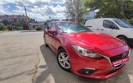Mazda 3, 2015 год, 1 500 000 рублей, 2 фотография