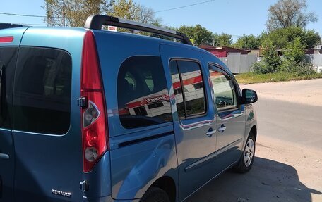 Renault Kangoo II рестайлинг, 2012 год, 1 000 000 рублей, 3 фотография