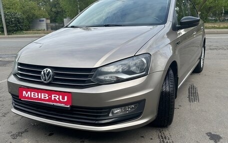 Volkswagen Polo VI (EU Market), 2017 год, 1 350 000 рублей, 2 фотография