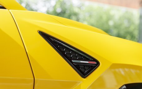 Lamborghini Urus I, 2024 год, 37 000 000 рублей, 8 фотография