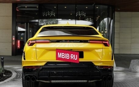 Lamborghini Urus I, 2024 год, 37 000 000 рублей, 3 фотография