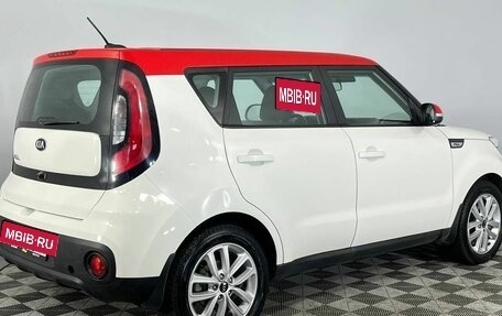 KIA Soul II рестайлинг, 2018 год, 1 760 000 рублей, 5 фотография
