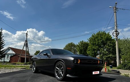 Dodge Challenger III рестайлинг 2, 2021 год, 4 999 999 рублей, 3 фотография