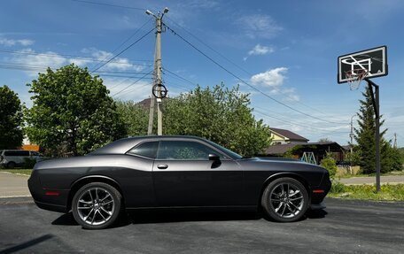 Dodge Challenger III рестайлинг 2, 2021 год, 4 999 999 рублей, 4 фотография
