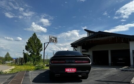 Dodge Challenger III рестайлинг 2, 2021 год, 4 999 999 рублей, 5 фотография
