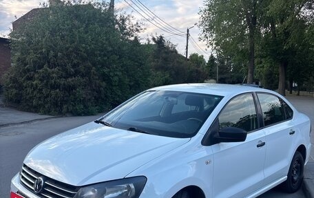 Volkswagen Polo VI (EU Market), 2019 год, 630 000 рублей, 2 фотография