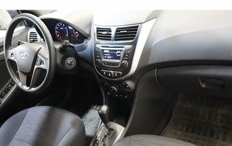 Hyundai Solaris II рестайлинг, 2015 год, 906 000 рублей, 5 фотография