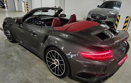 Porsche 911, 2017 год, 16 500 000 рублей, 5 фотография