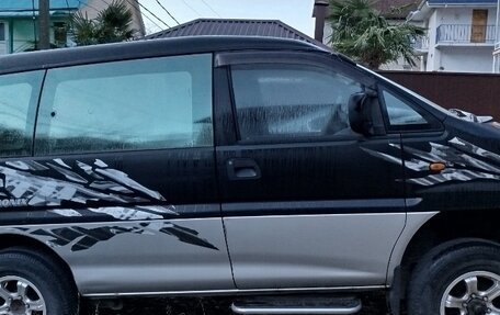 Mitsubishi Delica IV, 2000 год, 1 350 000 рублей, 1 фотография
