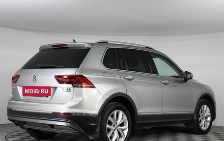 Volkswagen Tiguan II, 2017 год, 2 399 000 рублей, 5 фотография