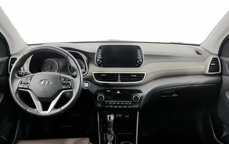 Hyundai Tucson III, 2020 год, 2 380 000 рублей, 5 фотография