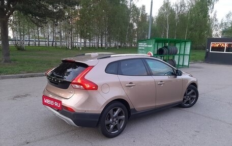 Volvo V40 Cross Country I, 2014 год, 1 299 000 рублей, 5 фотография