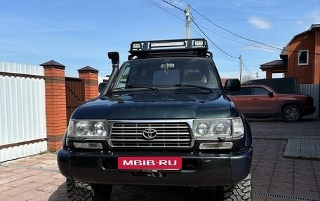 Toyota Land Cruiser 80 рестайлинг, 1996 год, 3 000 000 рублей, 3 фотография