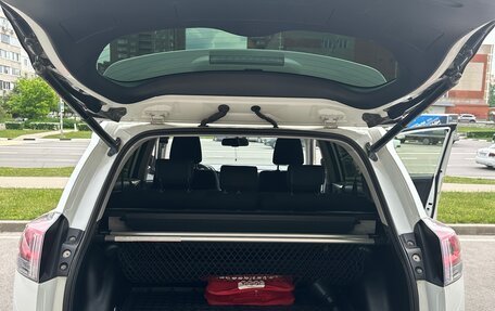 Toyota RAV4, 2015 год, 2 450 000 рублей, 3 фотография