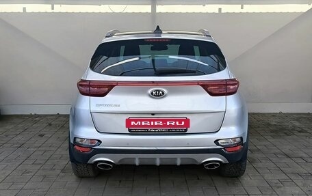 KIA Sportage IV рестайлинг, 2020 год, 2 720 000 рублей, 3 фотография